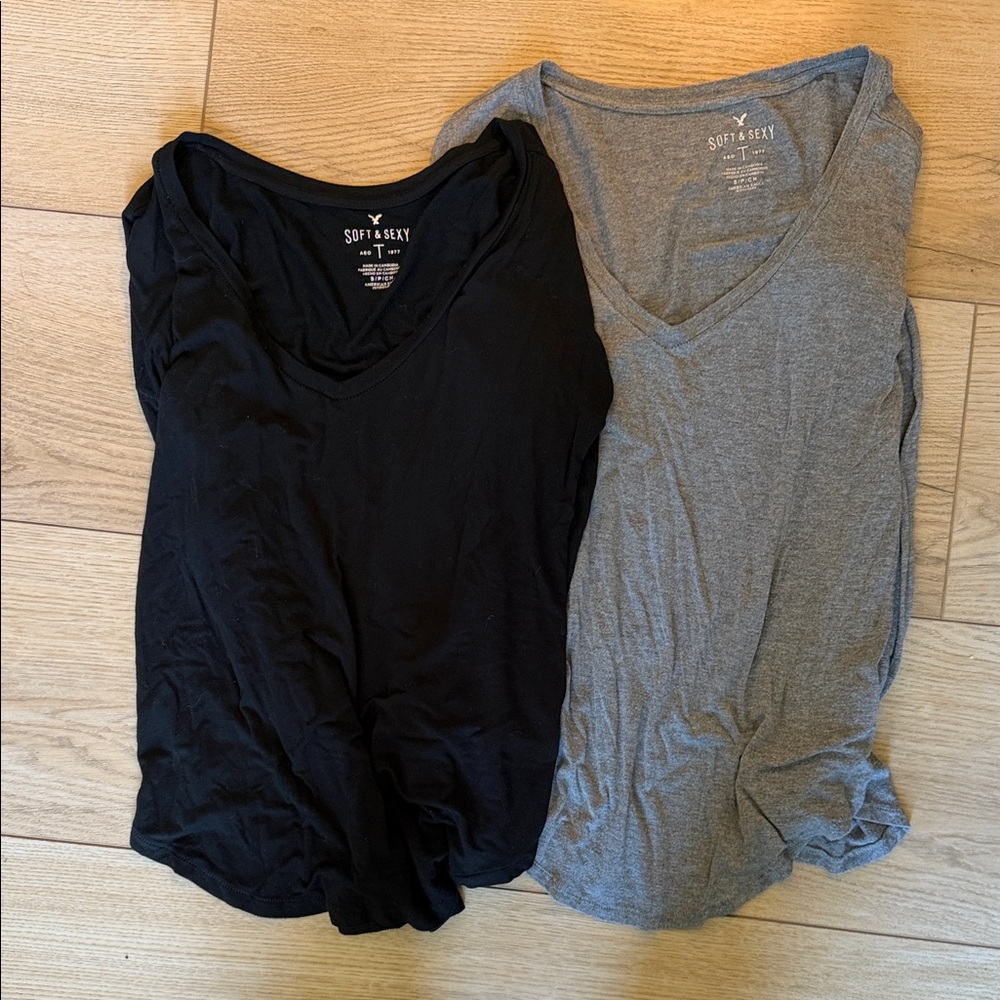 American Eagle Outfitters Soft & Sexy Tees (long sleeve)